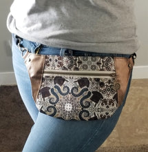 Load image into Gallery viewer, Steampowered