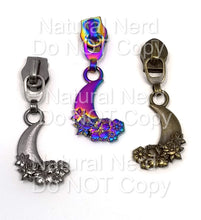 Load image into Gallery viewer, Floral Moon Zipper Pull