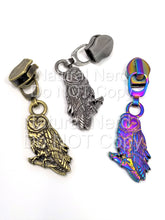 Load image into Gallery viewer, Barn Owl Zipper Pull