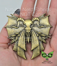 Load image into Gallery viewer, Gothic Bow Magnetic Snap