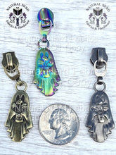 Load image into Gallery viewer, Plant Ghost Zipper Pull