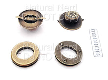 Load image into Gallery viewer, BOOOOK Eye Turn Lock