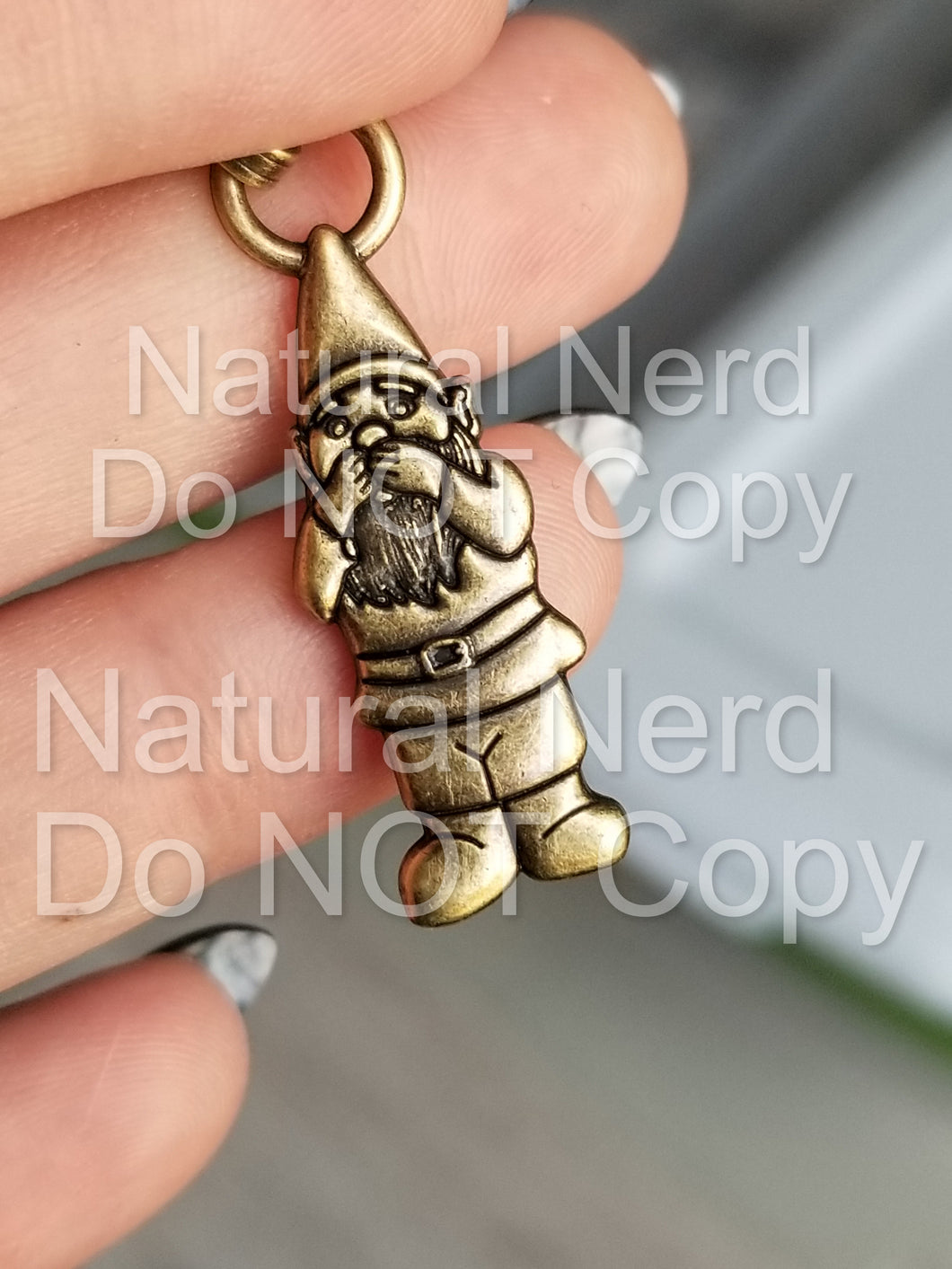 Shocked Gnome Zipper Pull