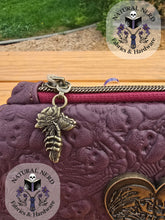Load image into Gallery viewer, Skull Embossed Leather Wallet
