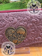 Load image into Gallery viewer, Skull Embossed Leather Wallet

