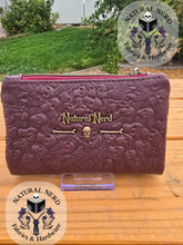 Load image into Gallery viewer, Skull Embossed Leather Wallet
