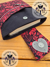 Load image into Gallery viewer, Spider Lover Book Sleeve

