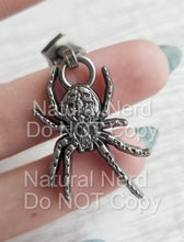 Load image into Gallery viewer, Orb Weaver Spider Zipper Pull
