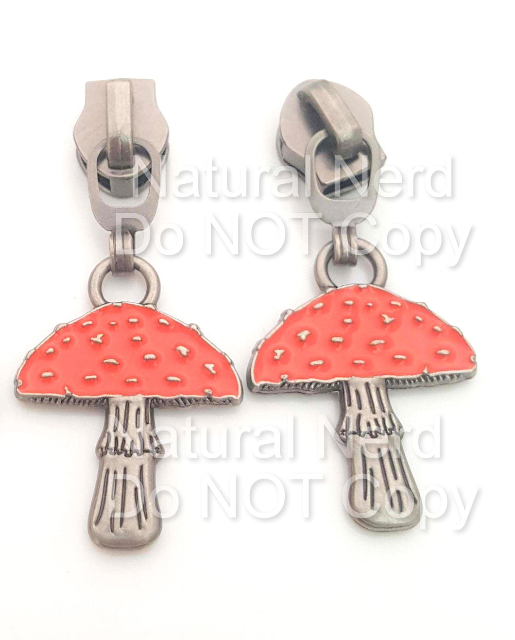 Aminata Mushroom Enamel Pull