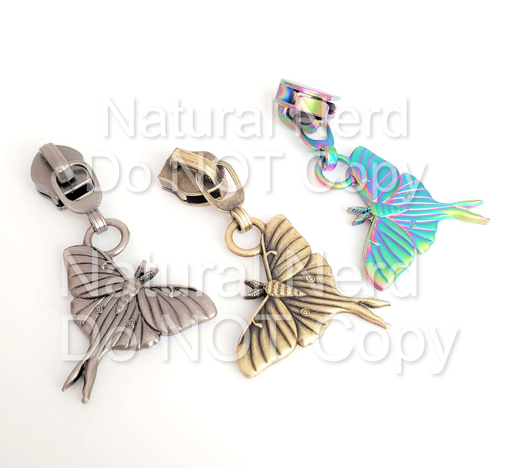 Luna Moth Zipper Pull